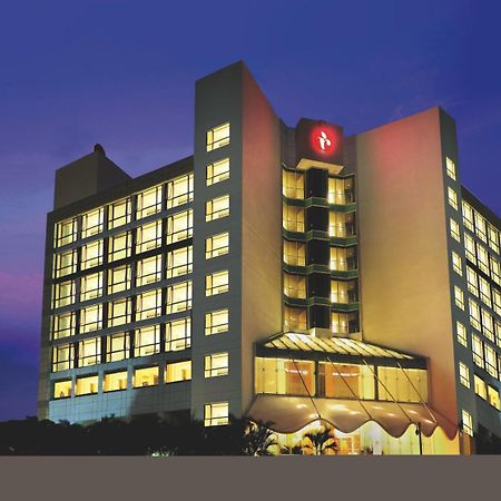 Hotel Ramada By Wyndham Nová Bombaj Exteriér fotografie