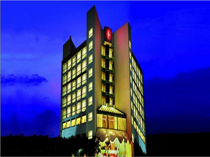 Hotel Ramada By Wyndham Nová Bombaj Exteriér fotografie